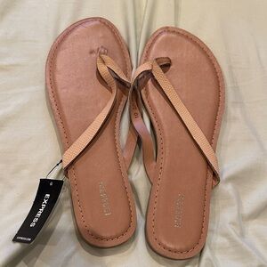 Express Women’s Tan Textured Thong Sandals